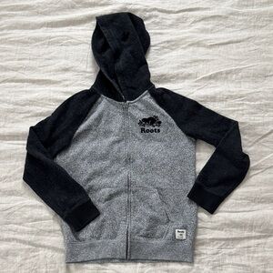 Roots Kids Black and Gray Zip-Up Hoodie, XL (13-14)